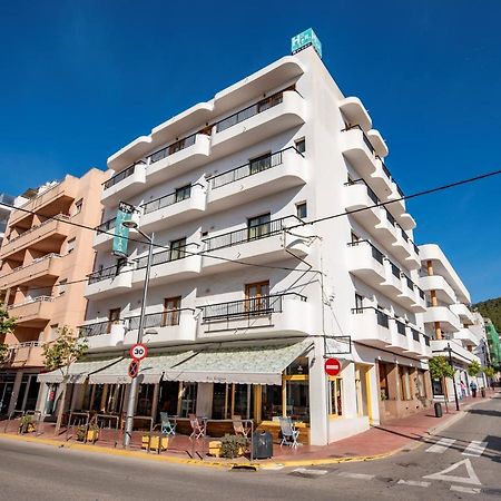 Hostal Y Apartamentos Santa Eulalia Санта-Еулалія-дель-Ріо Екстер'єр фото