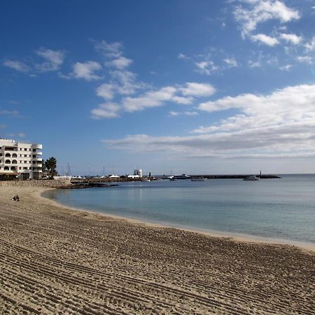 Hostal Y Apartamentos Santa Eulalia Санта-Еулалія-дель-Ріо Екстер'єр фото